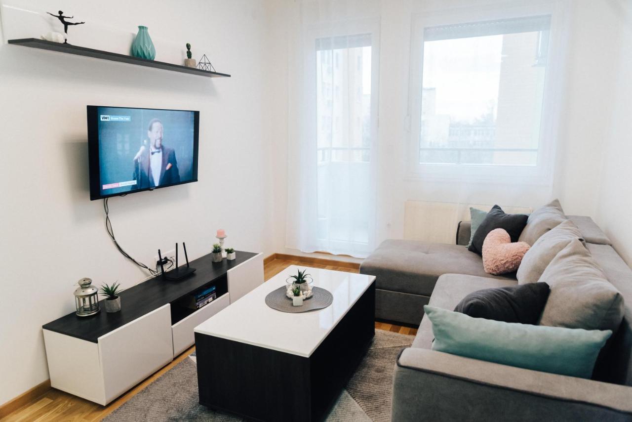 Regina Apartments نوفي ساد المظهر الخارجي الصورة